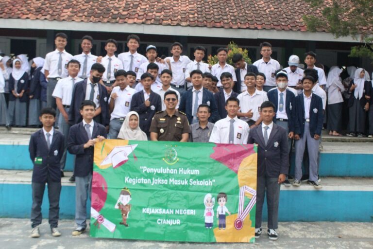 kegiatan Jaksa Masuk Sekolah (JMS) di SMA Negeri 1 Pacet Cipanas Cianjur