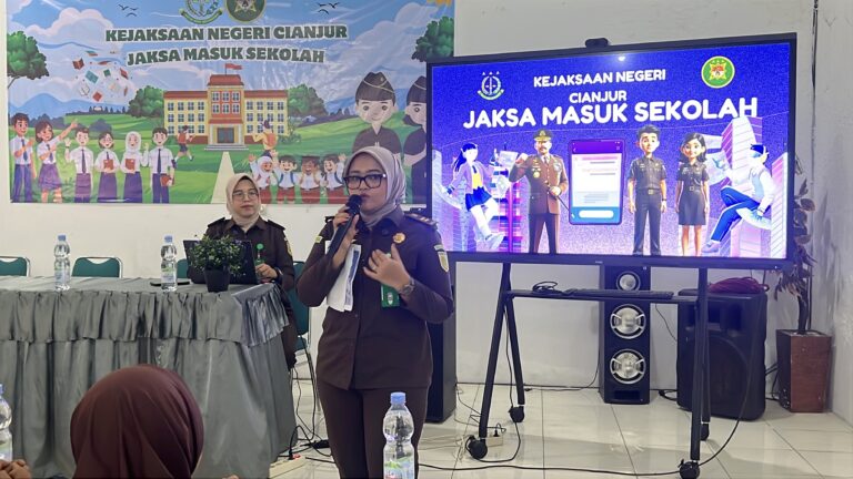 Jaksa Masuk Sekolah: Mewujudkan Generasi Muda yang Sadar Hukum, Berkarakter, dan Berintegritas di SMP Negeri 1 Cianjur